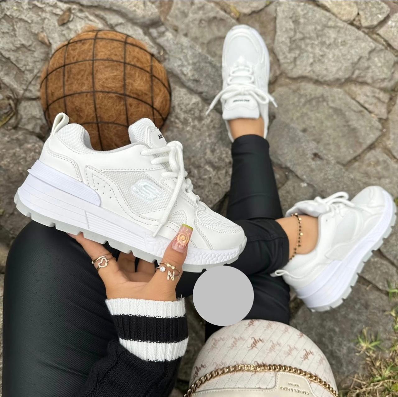 SKECHER ULTRA DAMA